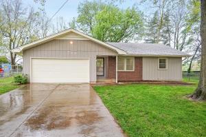 714 W Cambridge St, Springfield, MO 65807 photo 1
