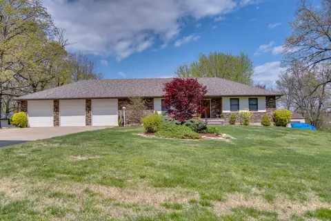 1499 E Houghton Dr, Ozark, MO 65721 photo 1