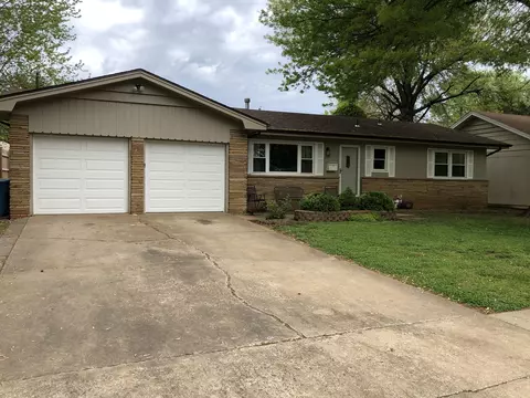 1333 W Berkeley St, Springfield, MO 65807 photo 1