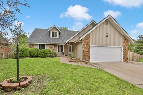 4647 S Ridgecrest Dr, Springfield, MO 65810 photo 1