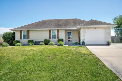 4542 W University St, Springfield, MO 65802 photo 1