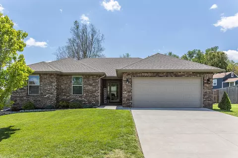 3330 E Beaumont Ct, Springfield, MO 65804 photo 1