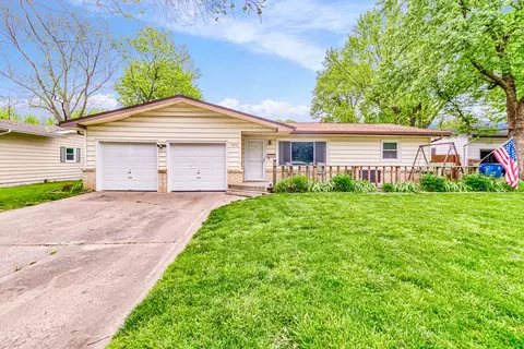 1946 S Nettleton Ave, Springfield, MO 65807 photo 1