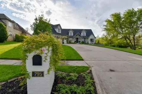 795 N Summercreek Ct, Springfield, MO 65802 photo 1
