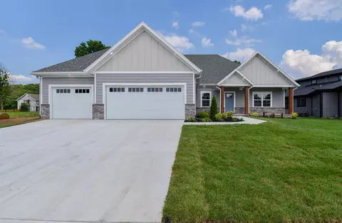 4778 E Forest Trails Dr, Springfield, MO 65809 photo 1