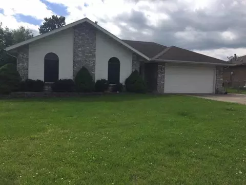 705 S Poplar St, Nixa, MO 65714 photo 1
