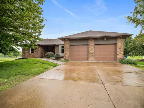 1606 Cody Rd, Nixa, MO 65714 photo 1