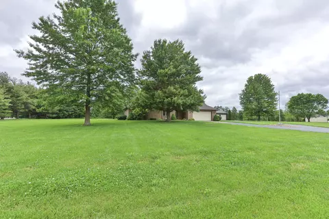 134 Hedgerow Dr, Ozark, MO 65721 photo 1