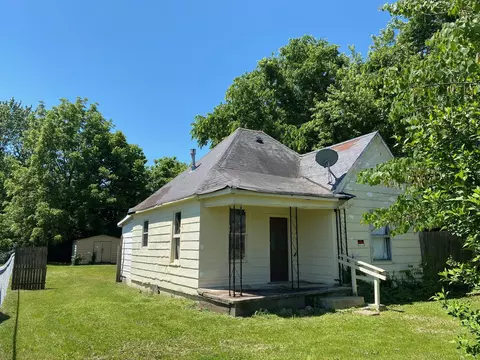 2118 W Phelps St, Springfield, MO 65802 photo 1