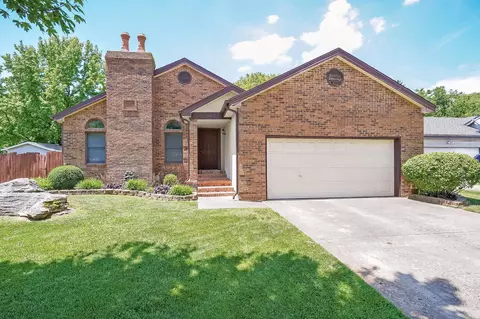 1663 N Pearson Dr, Springfield, MO 65802 photo 1