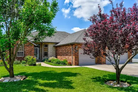 891 N Pearson Ct, Springfield, MO 65802 photo 1