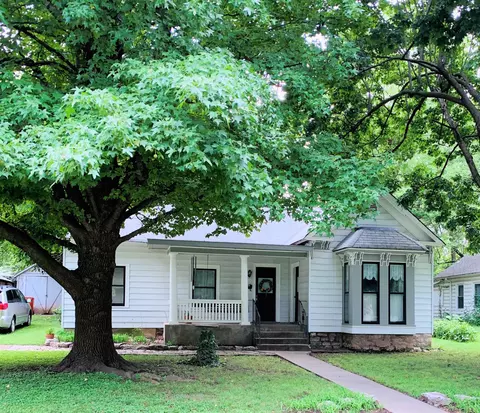 1907 N Jefferson Ave, Springfield, MO 65803 photo 1