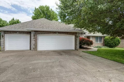 4742 S West Ave, Springfield, MO 65810 photo 1