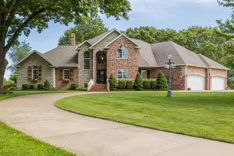 962 Eastwind Ct, Nixa, MO 65714 photo 1