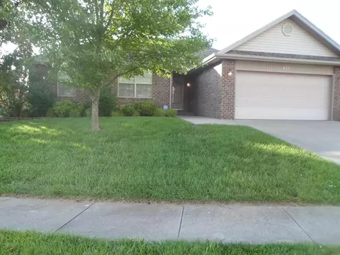 627 W Bailey St, Nixa, MO 65714 photo 1