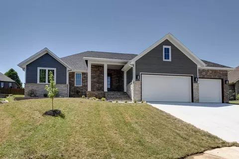 5907 S Audrey Ct, Springfield, MO 65804 photo 1