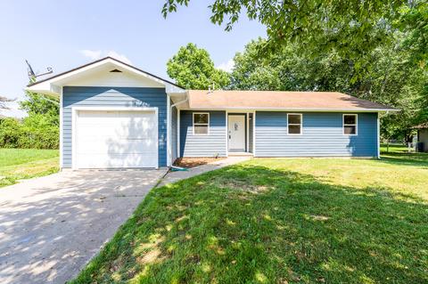 120 N Grand Prairie Dr, Willard, MO 65781 photo 1