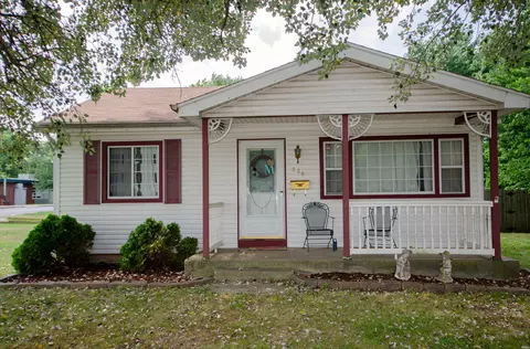 220 E Anderson St, Republic, MO 65738 photo 1
