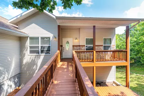 1813 Miller Dr, Branson, MO 65616 photo 1