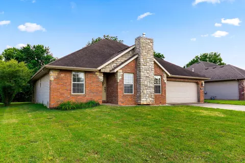 5484 W Bayberry Dr, Springfield, MO 65802 photo 1