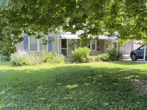 500 W Catalpa St, Springfield, MO 65807 photo 1