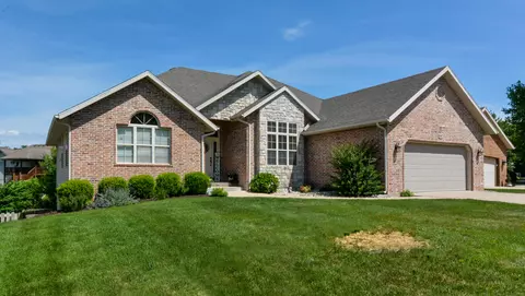 643 S Cherry Ridge Blvd, Springfield, MO 65809 photo 1