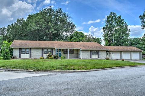 3144 E Wayland St, Springfield, MO 65804 photo 1
