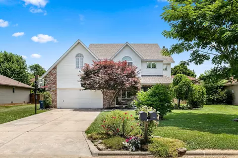 304 N Meadow St, Nixa, MO 65714 photo 1