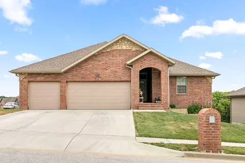1201 E Highview Dr, Ozark, MO 65721 photo 1