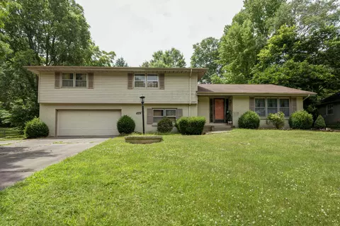 2204 E Shady Glen Dr, Springfield, MO 65804 photo 1