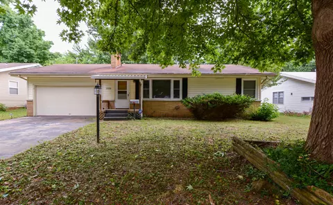 2230 S Maryland Ave, Springfield, MO 65807 photo 1