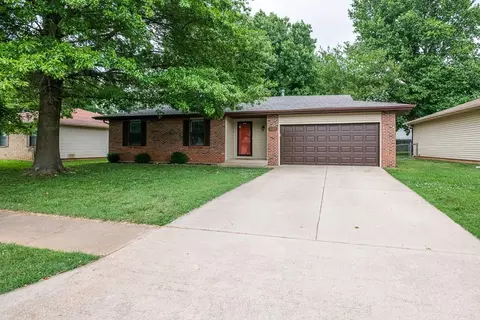 2228 S Nettleton Ave, Springfield, MO 65807 photo 1