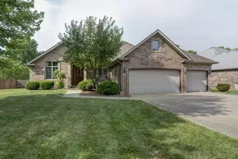 988 E Gaslight Dr, Springfield, MO 65810 photo 1
