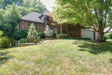 786 W Kingsway Dr, Springfield, MO 65810 photo 1