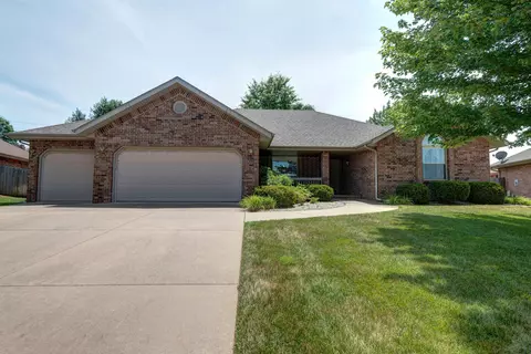 3622 W Winchester Rd, Springfield, MO 65807 photo 1