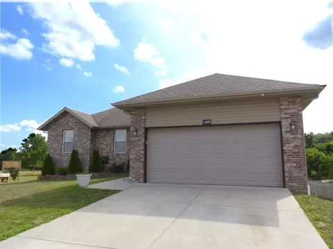 1205 S Casa Grande Ave, Springfield, MO 65802 photo 1