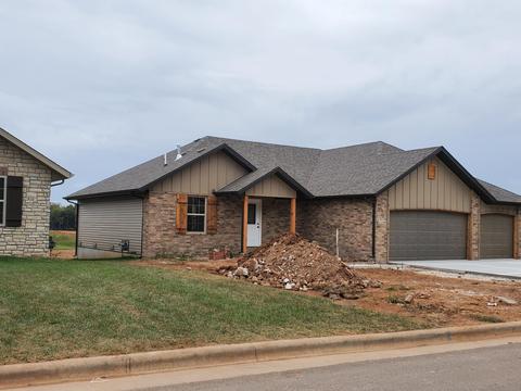 1308 S Mulberry Ln, Springfield, MO 65802 photo 1