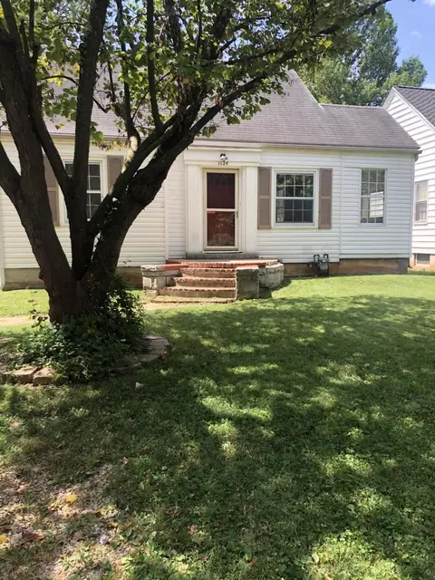 1124 E Washita St, Springfield, MO 65807 photo 1