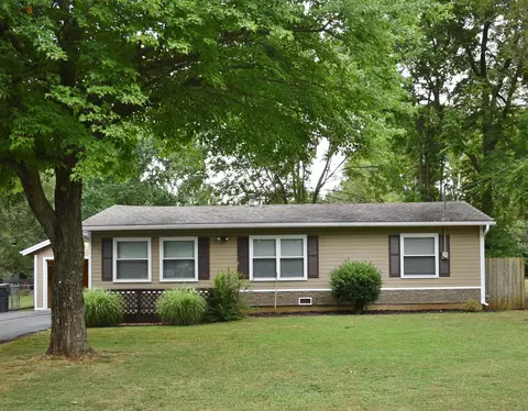 2728 W Chestnut St, Springfield, MO 65802 photo 1