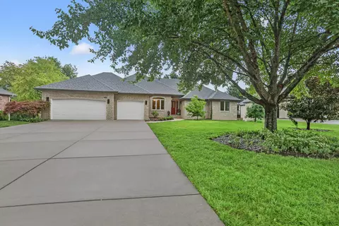 4246 E Crosswinds Pl, Springfield, MO 65809 photo 1