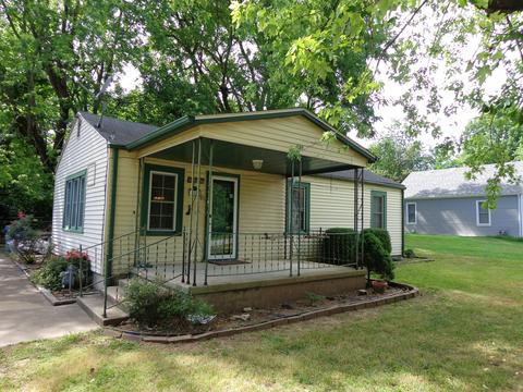 209 South St, Willard, MO 65781 photo 1
