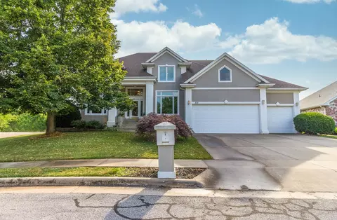818 Julie Ct, Nixa, MO 65714 photo 1