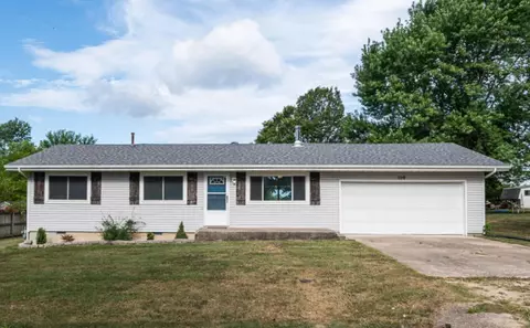 109 S Inmon St, Clever, MO 65631 photo 1