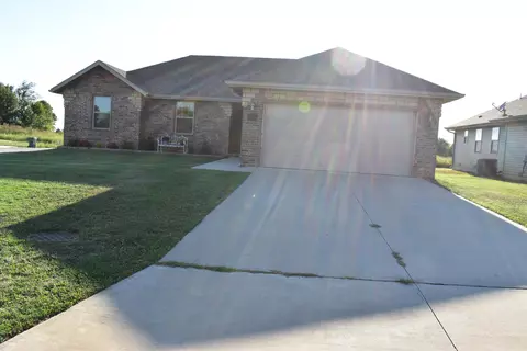 1210 Aaron Ave, Monett, MO 65708 photo 1