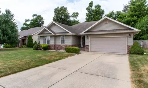 813 S Jester Ave, Springfield, MO 65802 photo 1