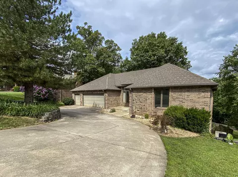 1455 S Ginger Blue Ave, Springfield, MO 65809 photo 1