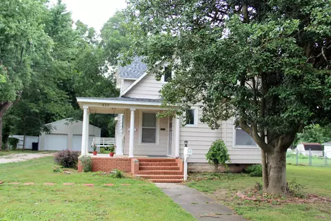 435 Lucas St, Marshfield, MO 65706 photo 1