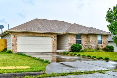 1110 E Lily Dr, Ozark, MO 65721 photo 1