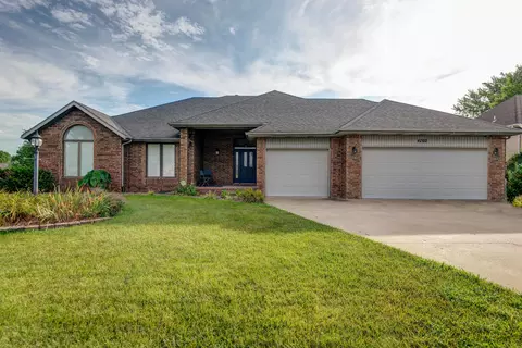 4702 S Western Ave, Springfield, MO 65810 photo 1