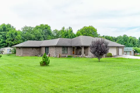 2758 E Charolais St, Springfield, MO 65803 photo 1